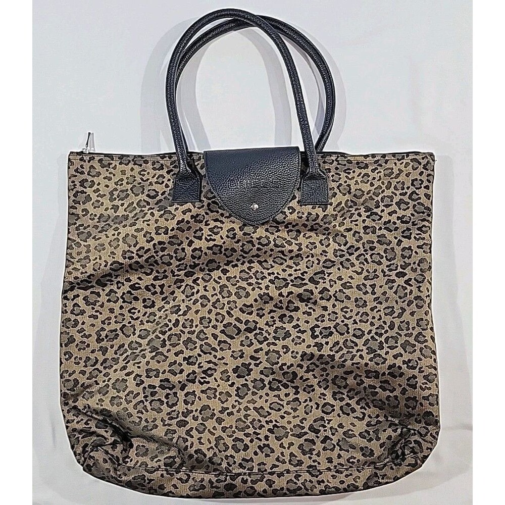 Chico’s Leopard Print Fold Up Tote Bag Zipper Top Packable Leo Roll Mini Tote